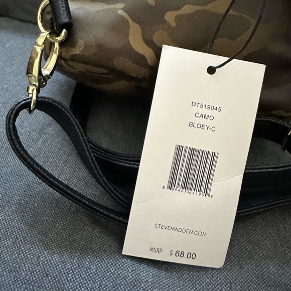 Steve Madden camouflage backpack - Picture 4 of 8